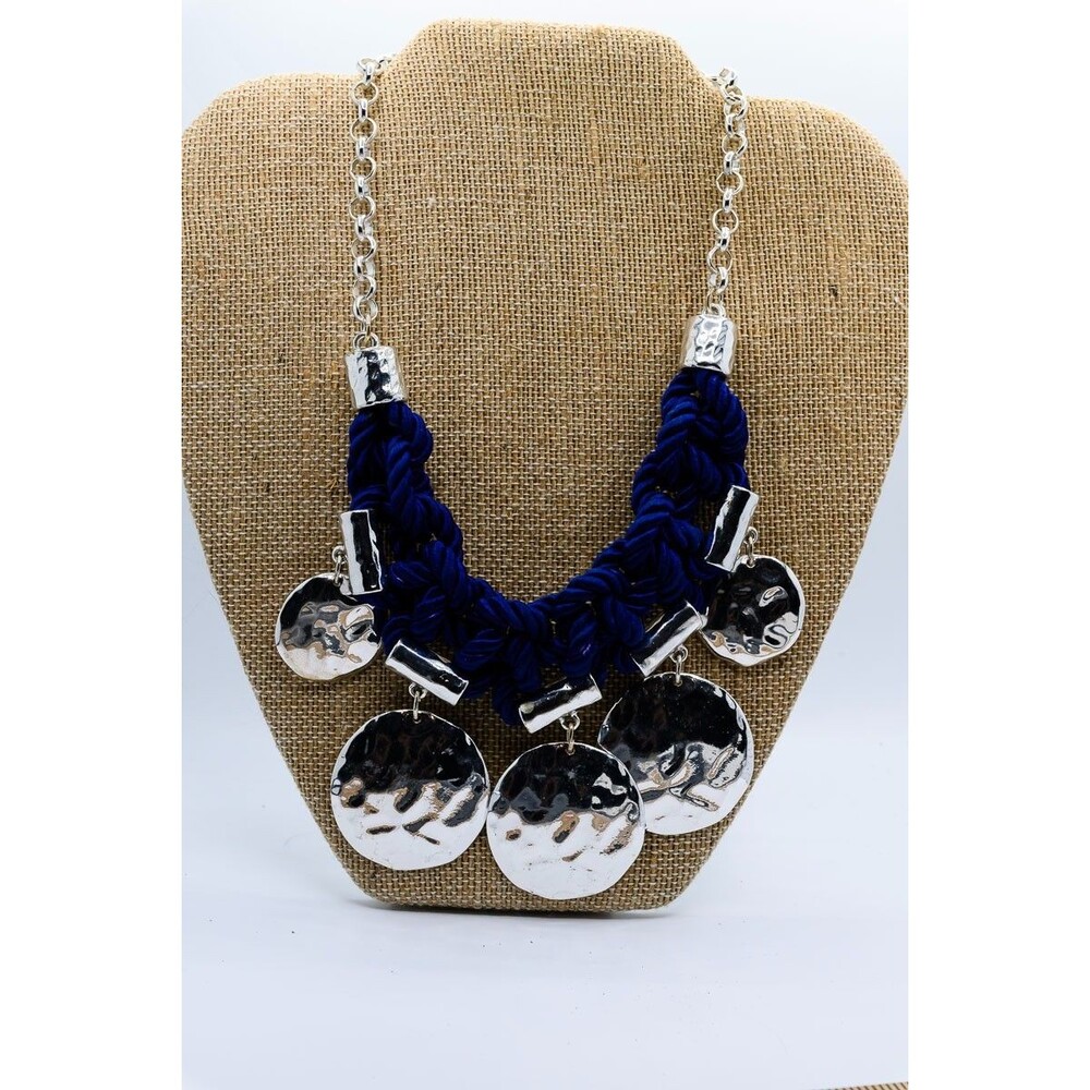 Chico's Chunky statement necklace Blue‎ braided Round pendants chain